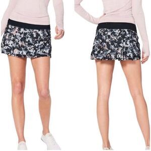 LULULEMON ATHLETICA Pace Rival Skirt 'No Panels" Size 4